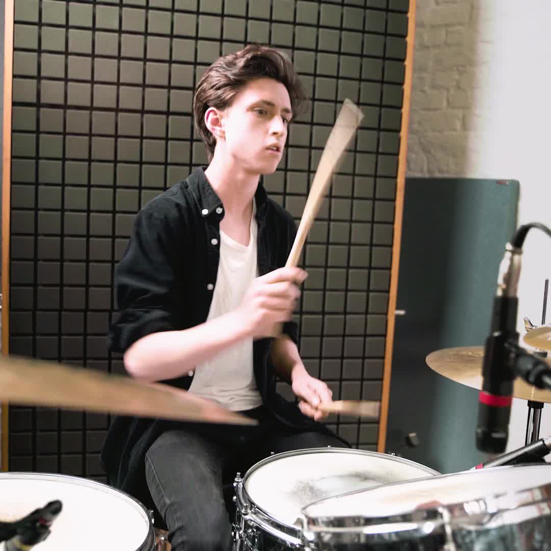 Cosmo Calling - Dot To Dot 2019