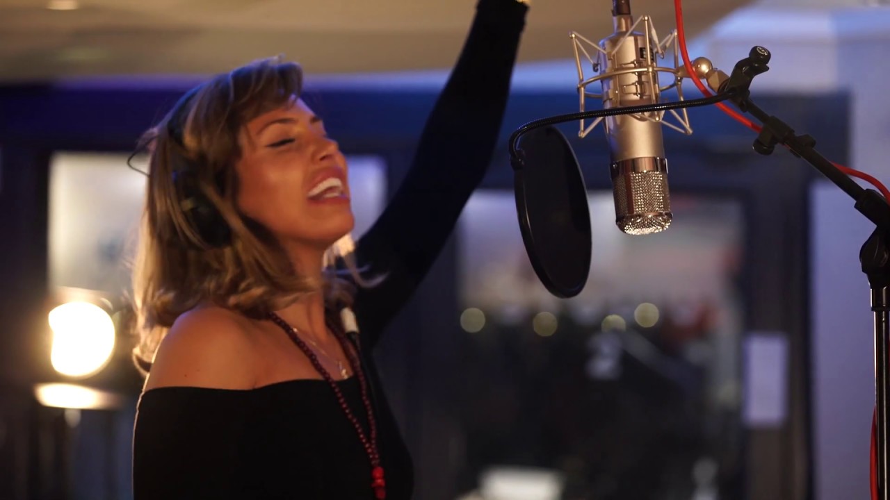 Georgia Cécile: Blue Is Just A Colour