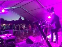 No photo description available.