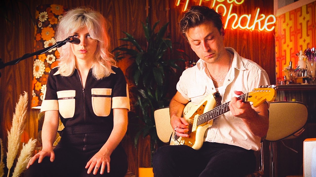 Black Honey - 'Back Of The Bar' (Studio 34 Session with The Hippie Shake)