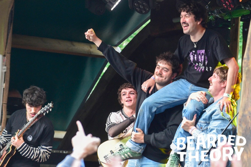 Gurriers meet Getdown Services